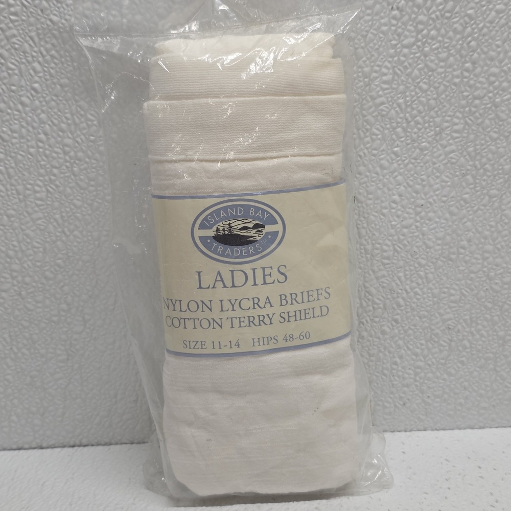 Vintage Island Bay Traders Ladies Nylon Lycra Cotton Terry Shield White Briefs